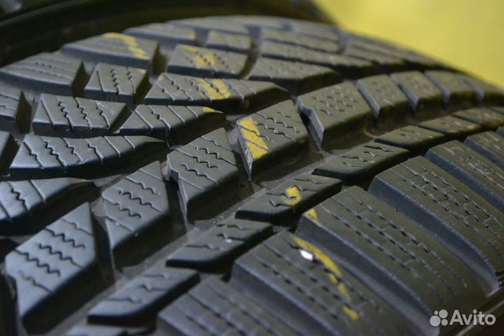 Kumho WinterCraft WP72 215/55 R17