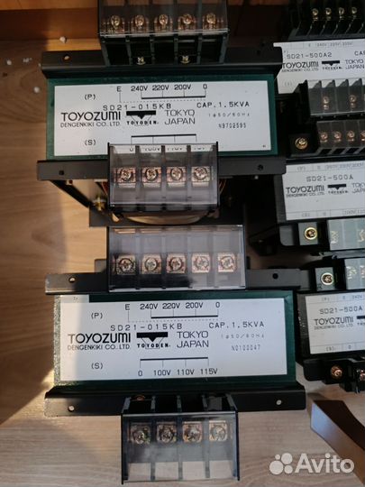 Трансформаторы понижающие Toyozumi SD21. Разные