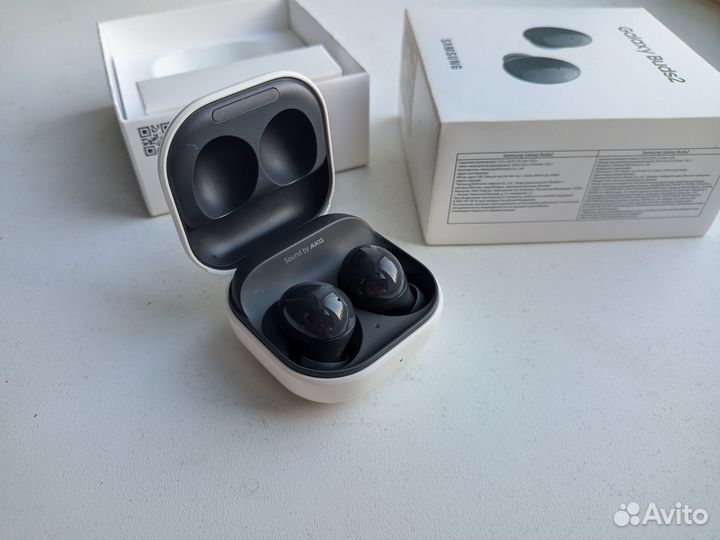 Кейс Samsung Galaxy Buds 2