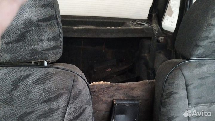 ВАЗ 21099 1.5 МТ, 2003, 200 000 км