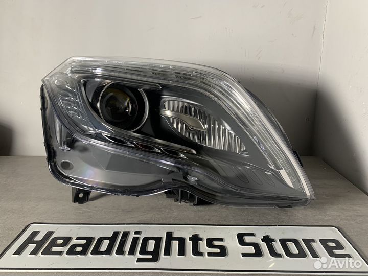 Фара Mercedes GLK X204 (R) рестайлинг