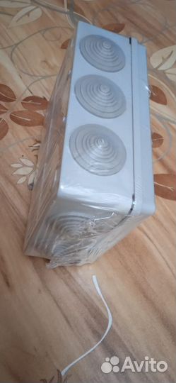 Распаячная монтажная распределительная коробка