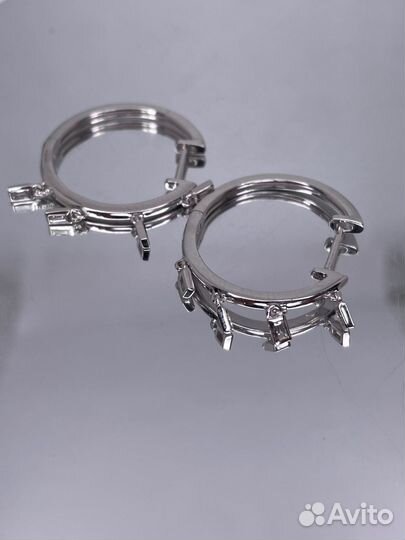 Золотые серьги с брилл. 0.28 ct