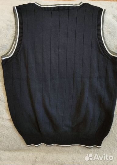 Жилет школьный для мальчика новый р.140