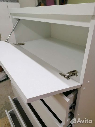 Комод белый