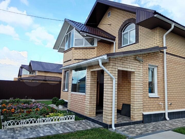 Дом 121,7 м² на участке 6,8 сот.