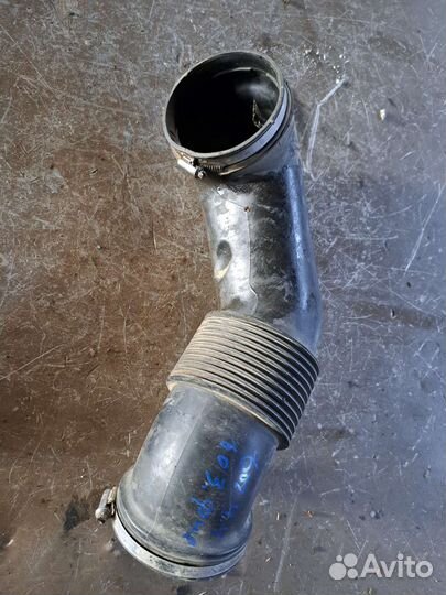 Патрубок воздушного фильтра Range Rover Vogue