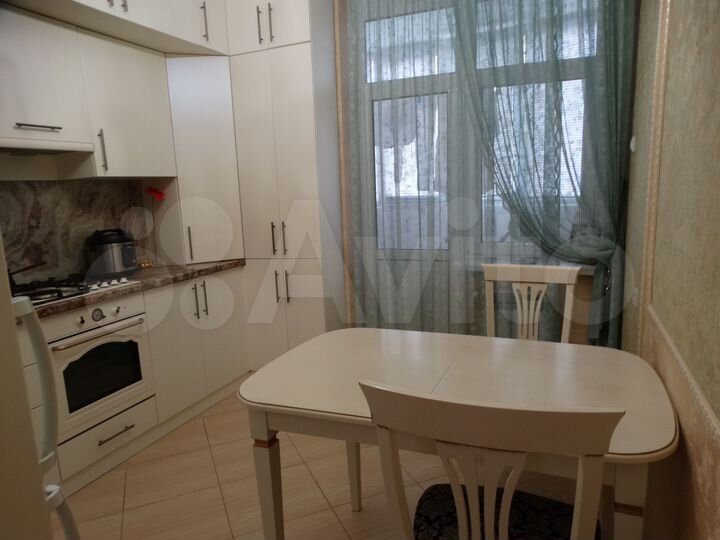 2-к. квартира, 58,2 м², 2/14 эт.