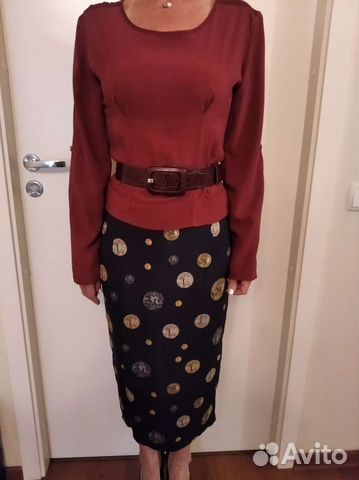 Блузка, юбка, ремень