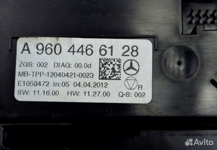 Панель переключателей отопителя кабины mercedes-be