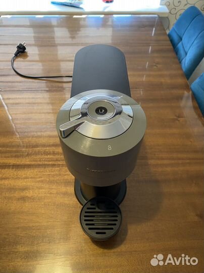 Nespresso Vertuo - капсульная кофемашина
