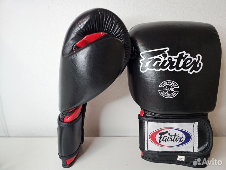 Боксерские перчатки 14oz Firetex