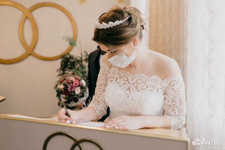 Свадебное платье