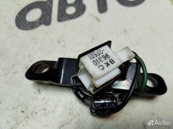 Динамик Kia Cerato 2004-2008