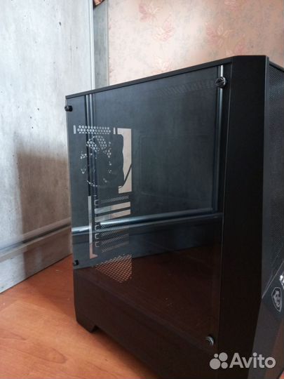 Корпус от MSI