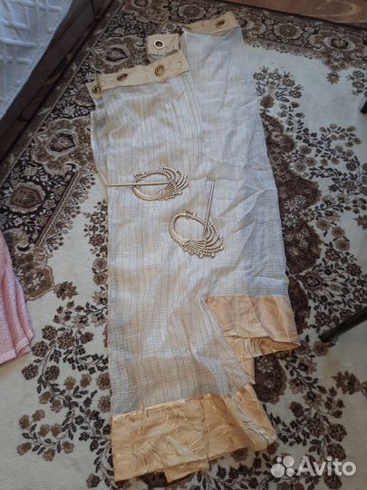 Штора-тюль на люверсах для кухни