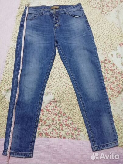 Джинсы