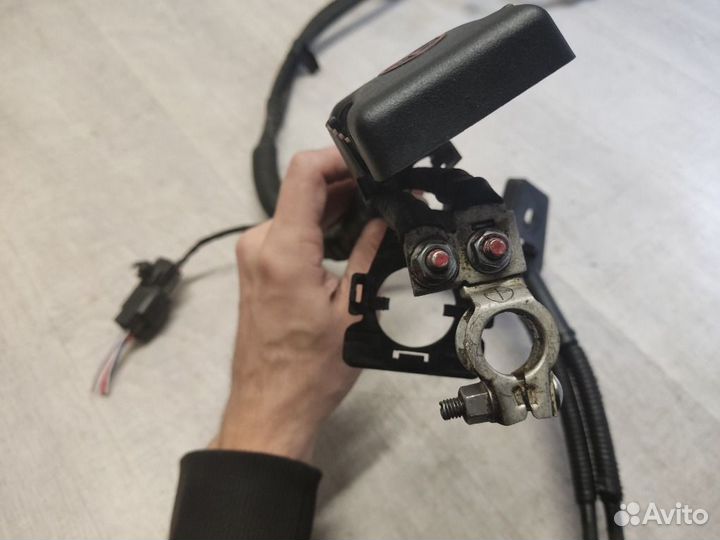 Клемма аккумулятора Kia Ceed ED 1.6 G4FC 2010