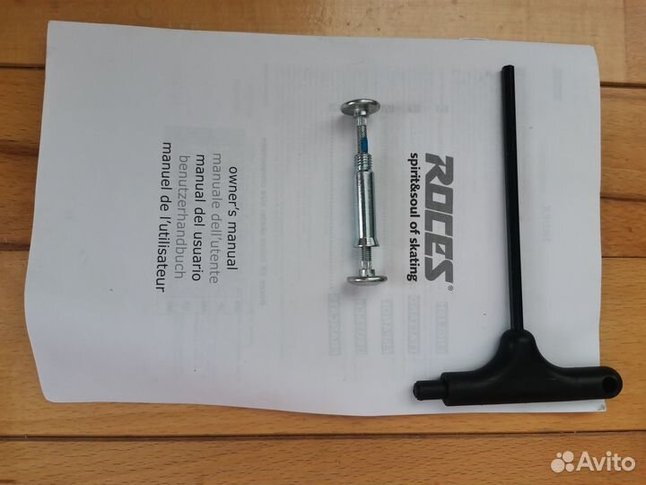 Коньки роликовые новые размер 42