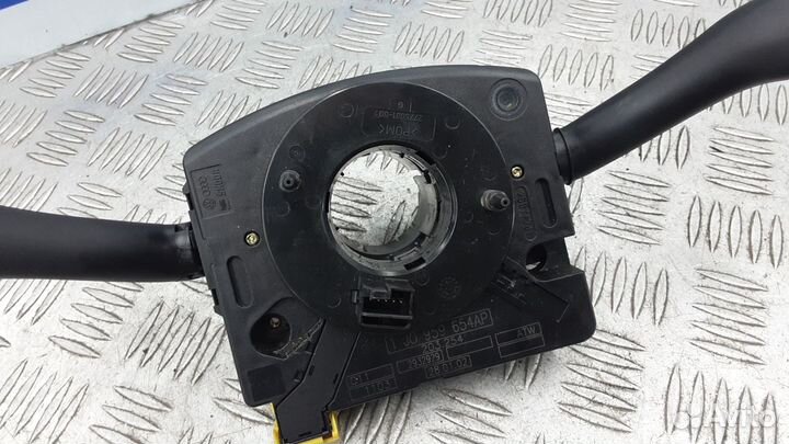 Стрекоза на Volkswagen Passat B5