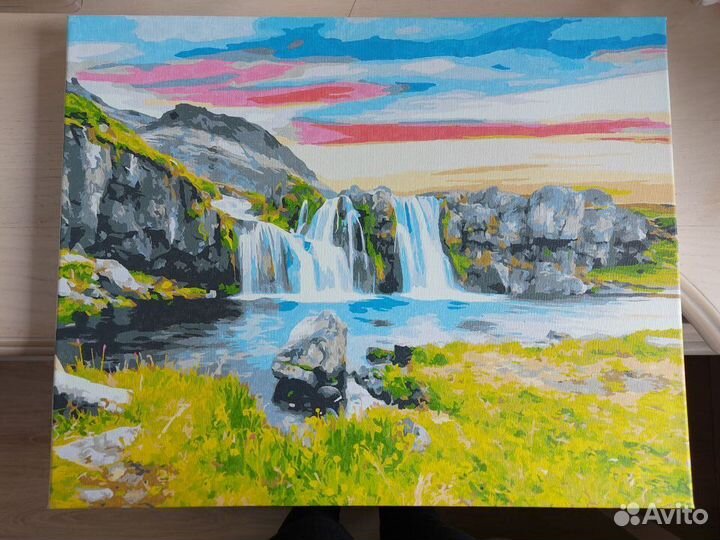 Картины по номерам раскрашенная