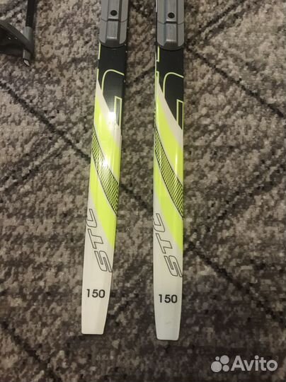 Беговые лыжи