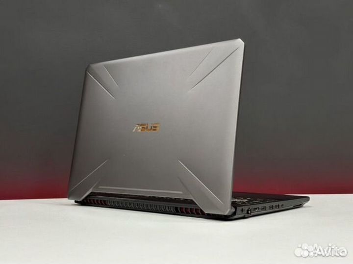 Игровой Asus Tuf 15.6