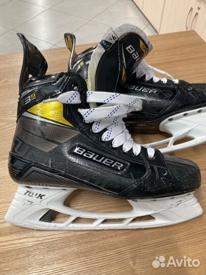 Коньки бу bauer supreme 3s pro (9.5 FIT2)