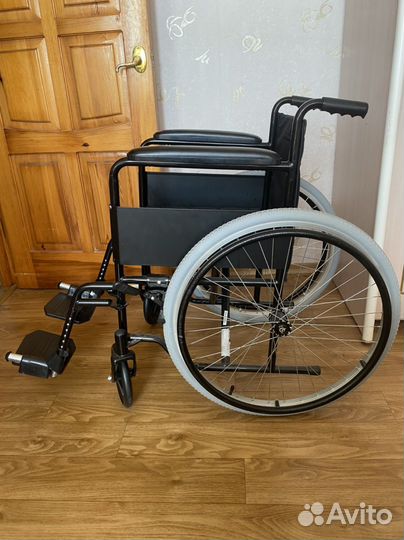 Инвалидная коляска складная бу