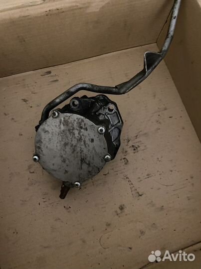 9X2Q2A451BD ваакумный насос land rover discovery 4