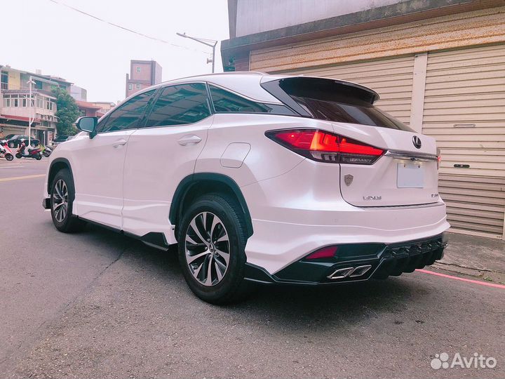 Lexus RX 2019+ Диффузор заднего бампера Wald F6LQ9