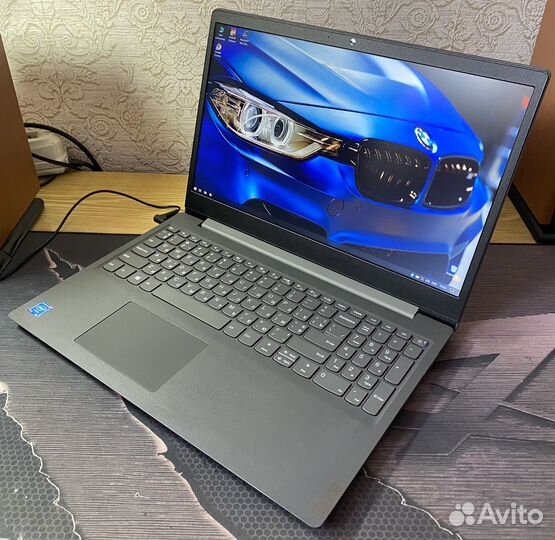 Ноутбук Lenovo V15-IGL