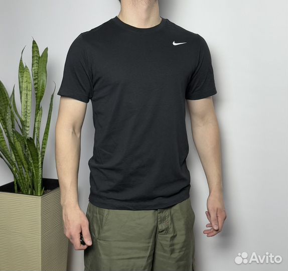 Футболка nike tee оригинал M (муж)