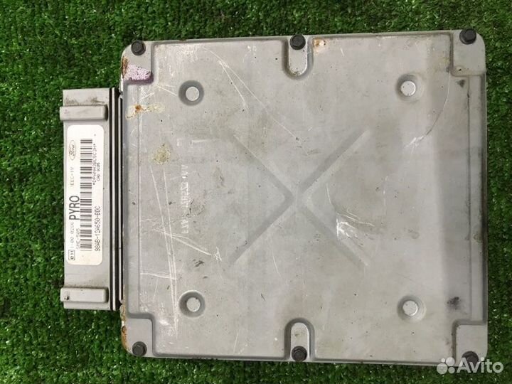 Блок управления двс Ford Focus MK1 eydk 1.8