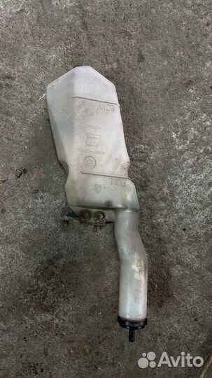 Расширительный бачок Toyota corolla e110 4zz-fe