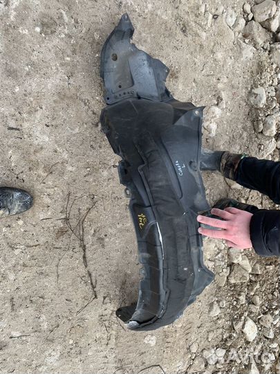 Подкрылок тойота 5387612410