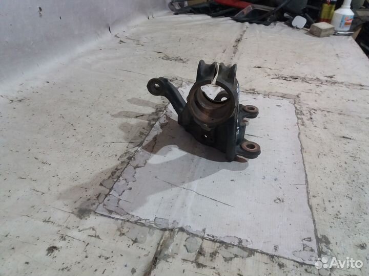 Шкода Октавия A7 2013- Кулак правый 24773