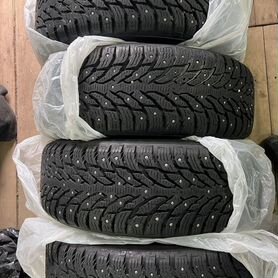 Nokian Tyres Hakkapeliitta 9 SUV 215/65 R16