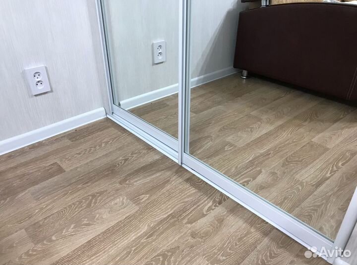 Шкаф стенка