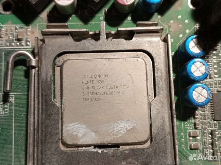 Материнская плата