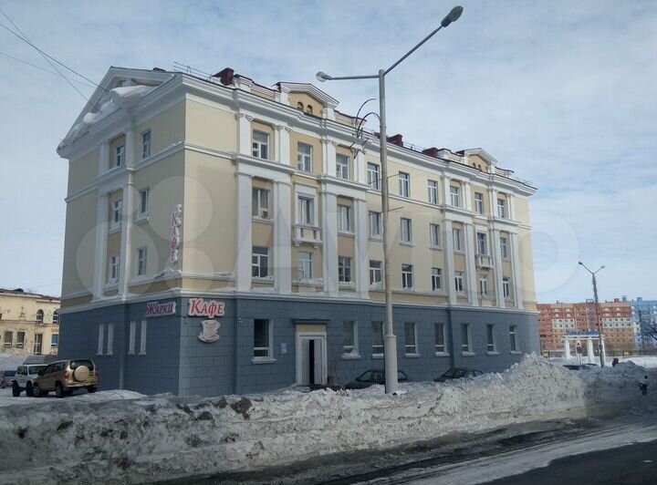 2-к. квартира, 56 м², 3/4 эт.