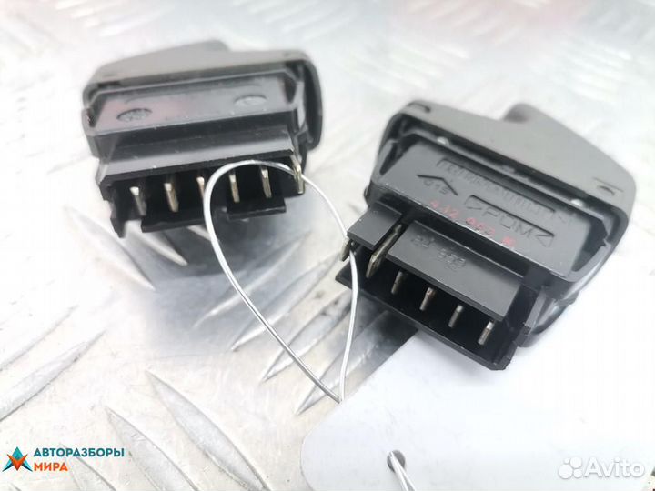 Блок управления стеклоподъемниками Renault Scenic