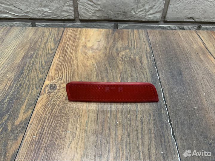 Renault Duster (2012) Отражатель задний LH RH