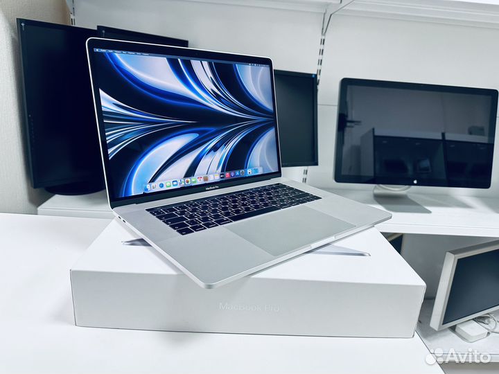 MacBook Pro 15 2019 i7 Ростест, в коробке (П-712)