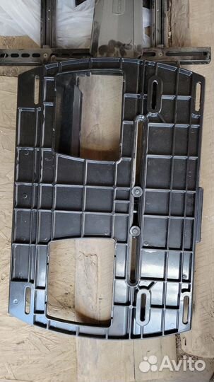 Кронштейн для телевизора поворотный