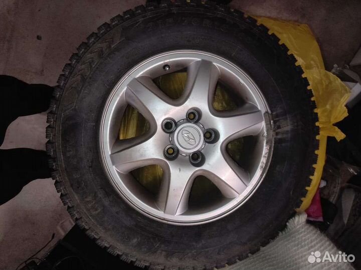 Nokian Tyres Nordman 5 SUV 215/70 R16