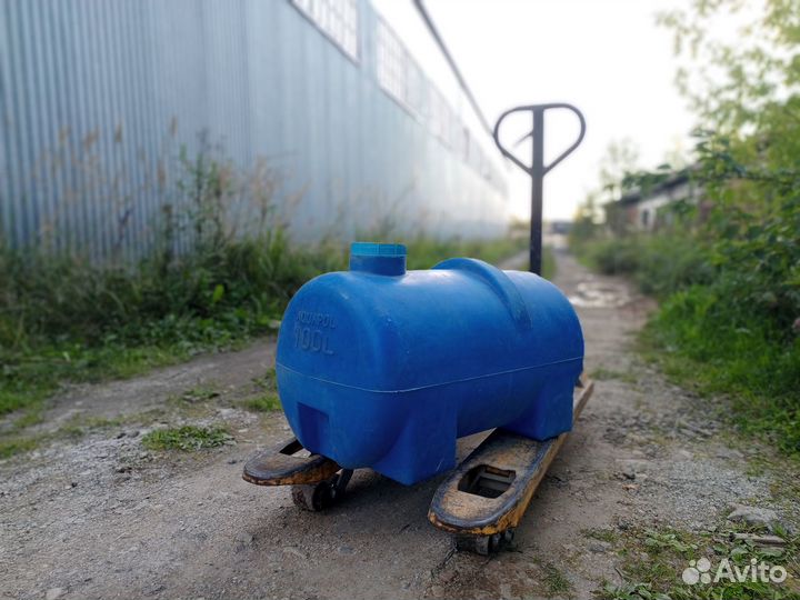 Емкость для воды / Для топлива / Бак