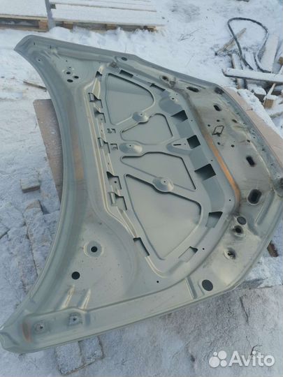 Капот LADA vesta