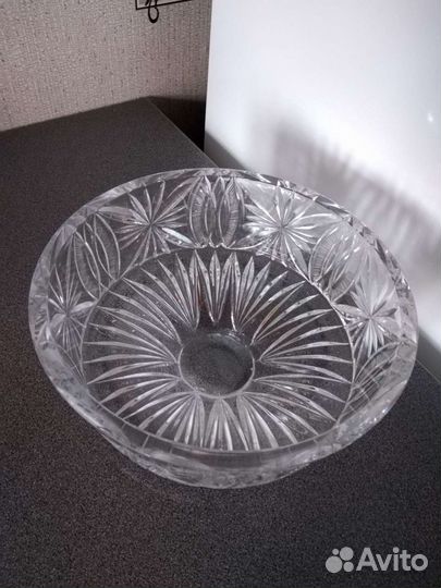 Хрустальная ваза