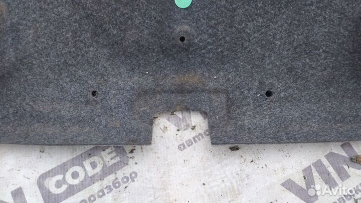 Обшивка крышки багажника Volvo S40